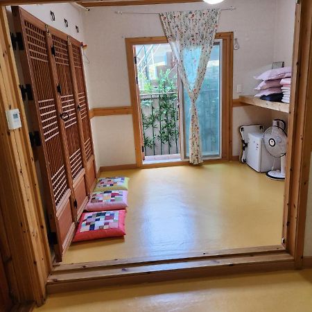Beautiful House Hotel Чонджу Екстериор снимка