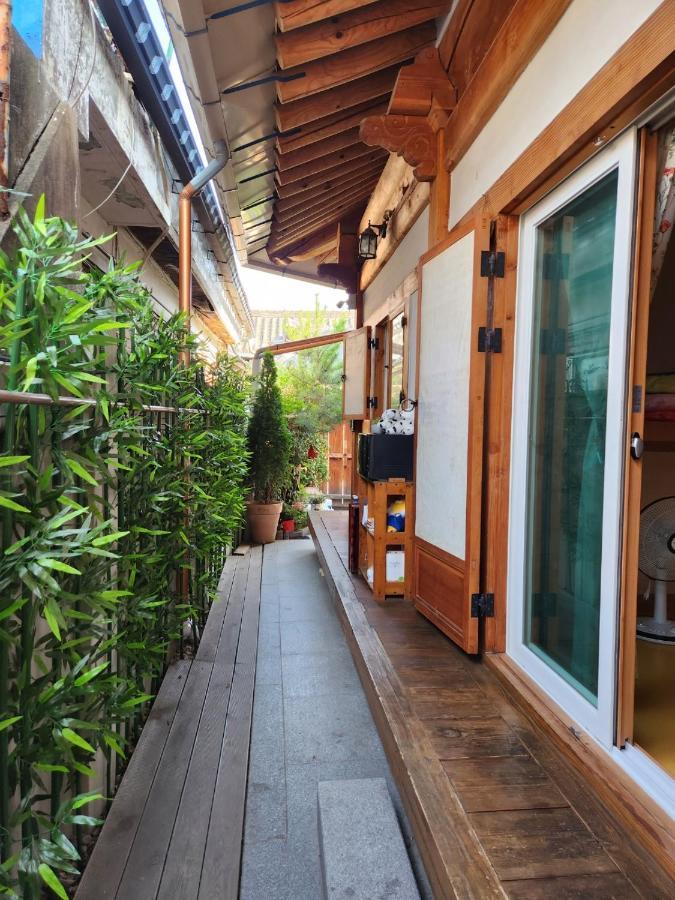 Beautiful House Hotel Чонджу Екстериор снимка