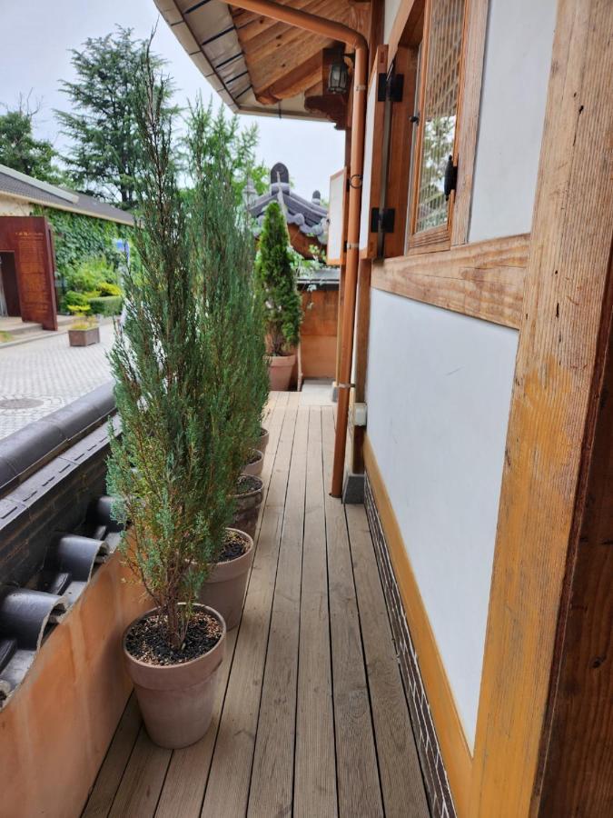 Beautiful House Hotel Чонджу Екстериор снимка